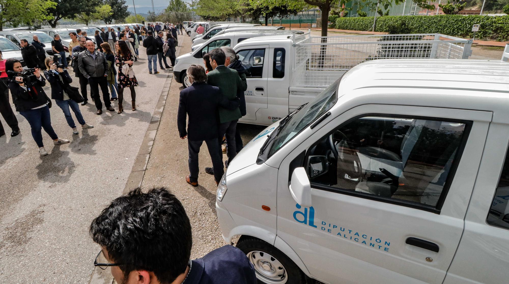 Una treintena de municipios de la provincia se suben al coche eléctrico