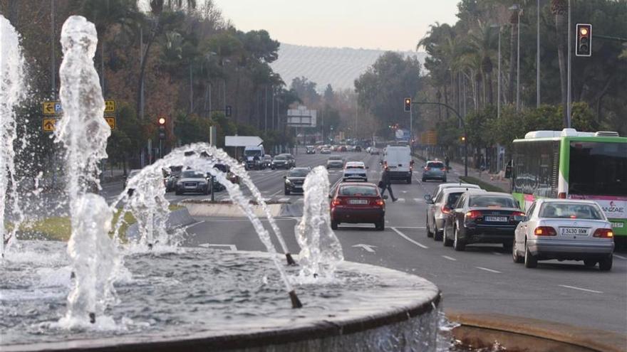 El Ayuntamiento quiere reducir a la mitad el uso del coche y mejorar la calidad del aire