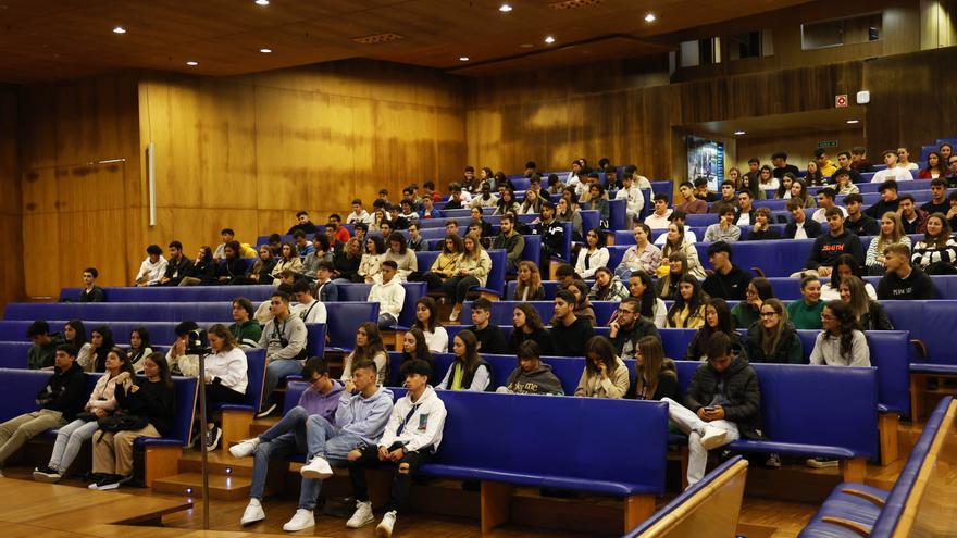 Educación congela la matrícula universitaria por decimotercer año