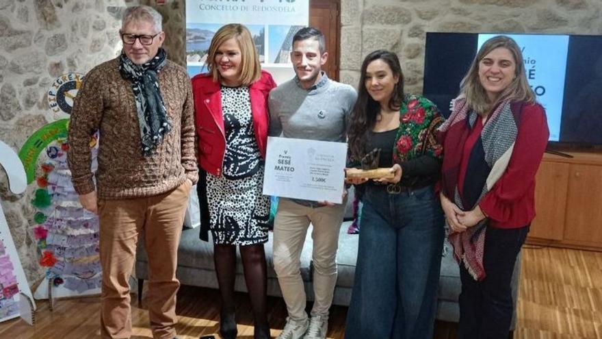 Acto de entrega del Premio Sesé Mateo, ayer, en Redondela.