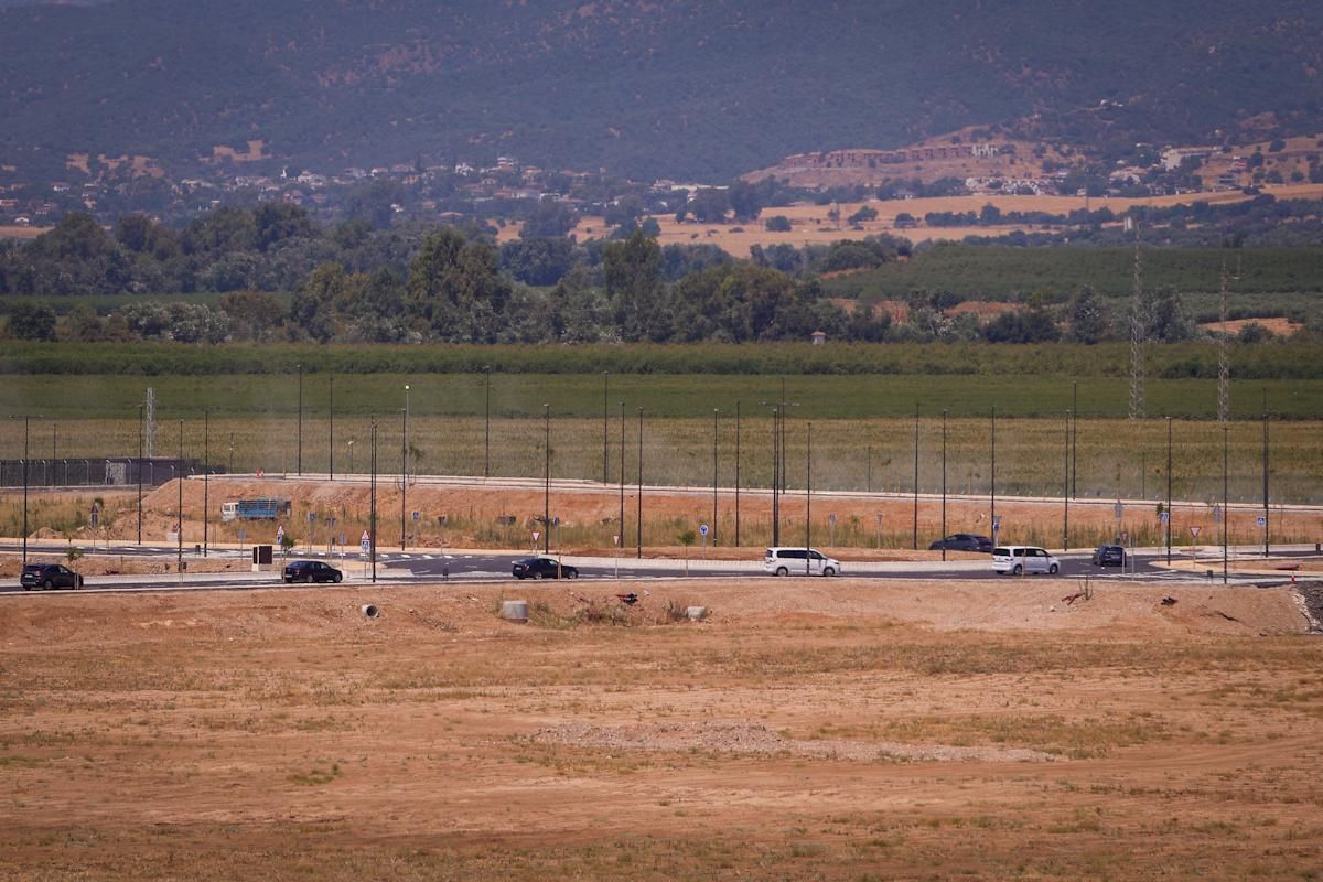 El Ejército recepciona las obras de urbanización de la Base Logística