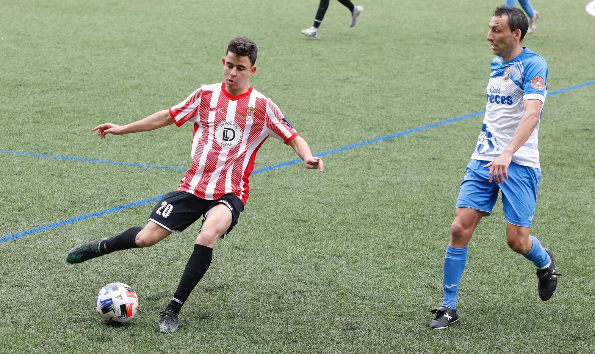 Las mejores imágenes de la jornada de Tercera División: Ceares y Llanera sacan un billete a Segunda RFEF