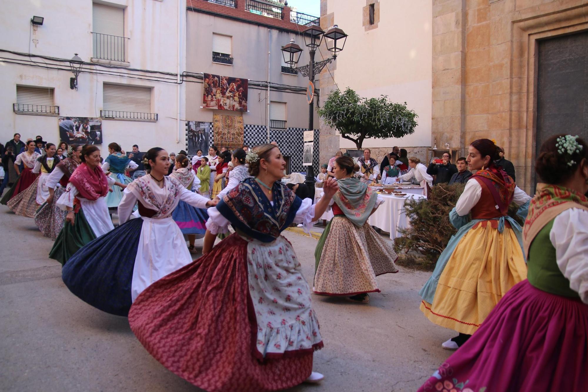 80 fotos de la muestra etnológica 'Suera, un poble al carrer'