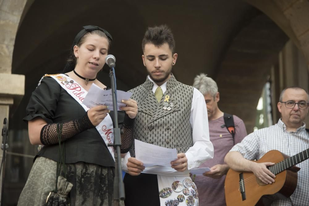 Una Flama del Canigó reivindicativa encén la fogue