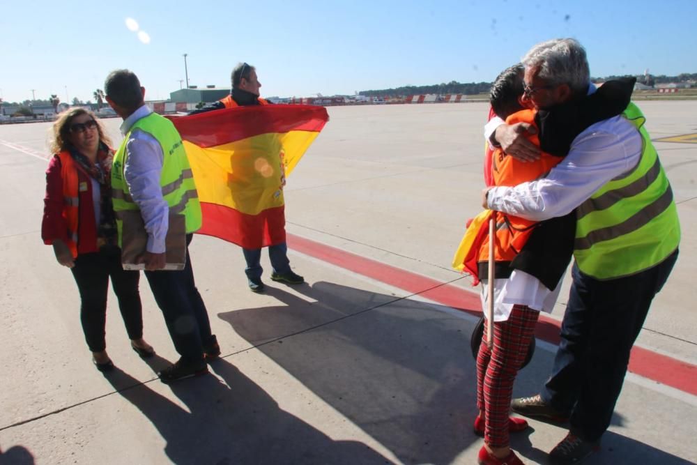 100 años del primer vuelo de prueba que aterrizó en el aeropuerto