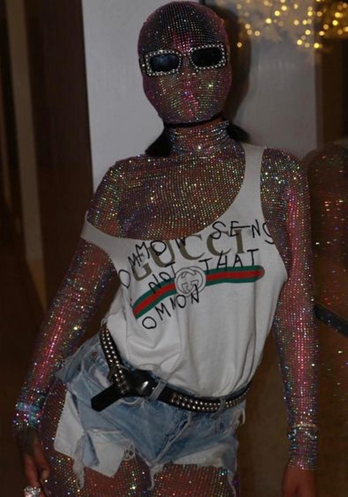 Rihanna traje Gucci Coachella