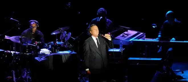 Galería de imágenes de Julio Iglesias en Castellón