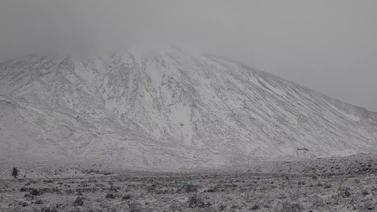 Así ha sido la primera nevada del invierno en El Teide