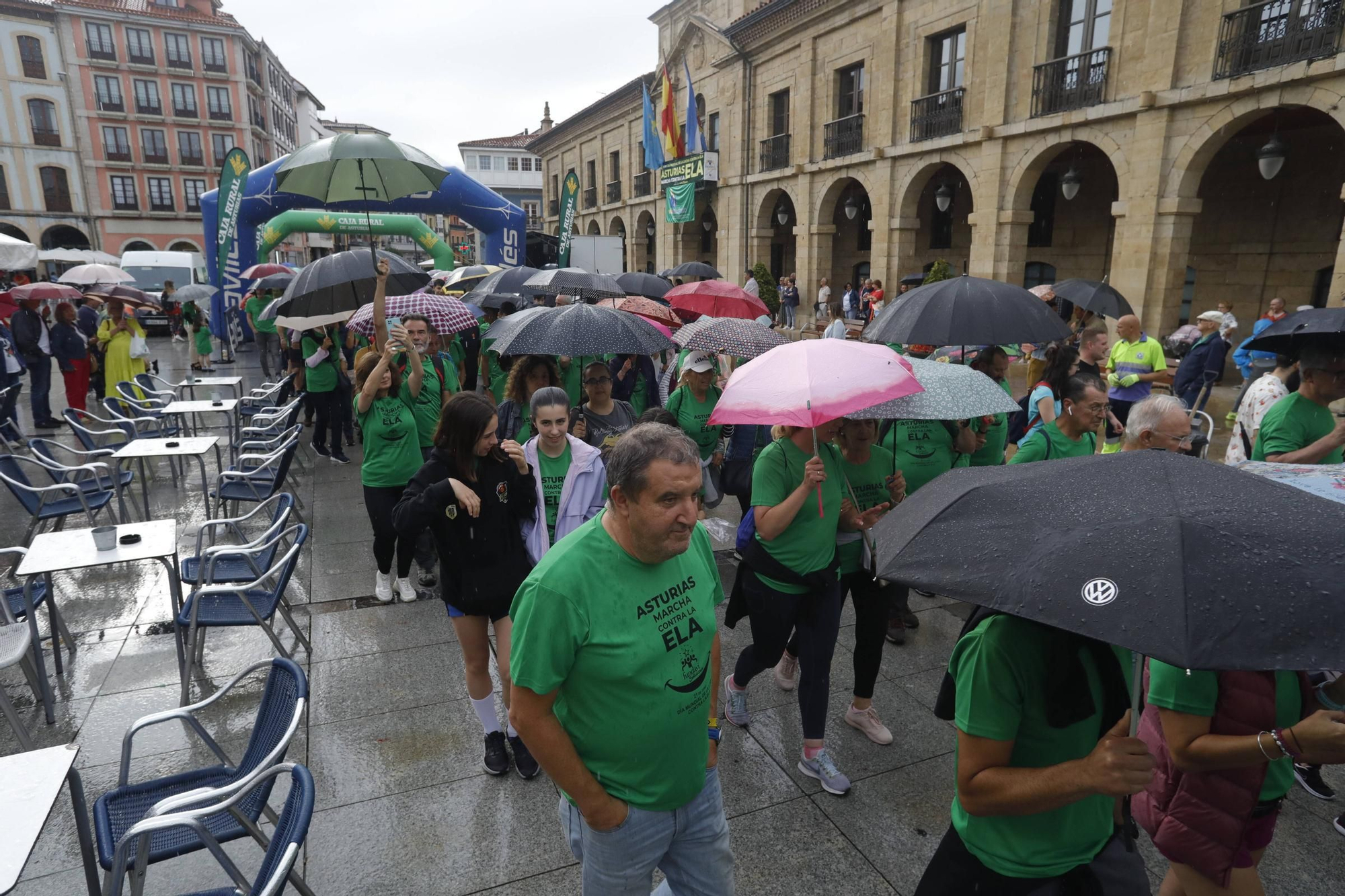 EN IMÁGENES: la Marcha contra el ELA en Avilés