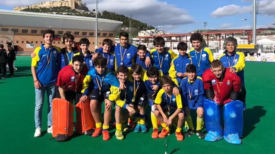 La selección asturiana masculina sub-14, plata en el campeonato de España
