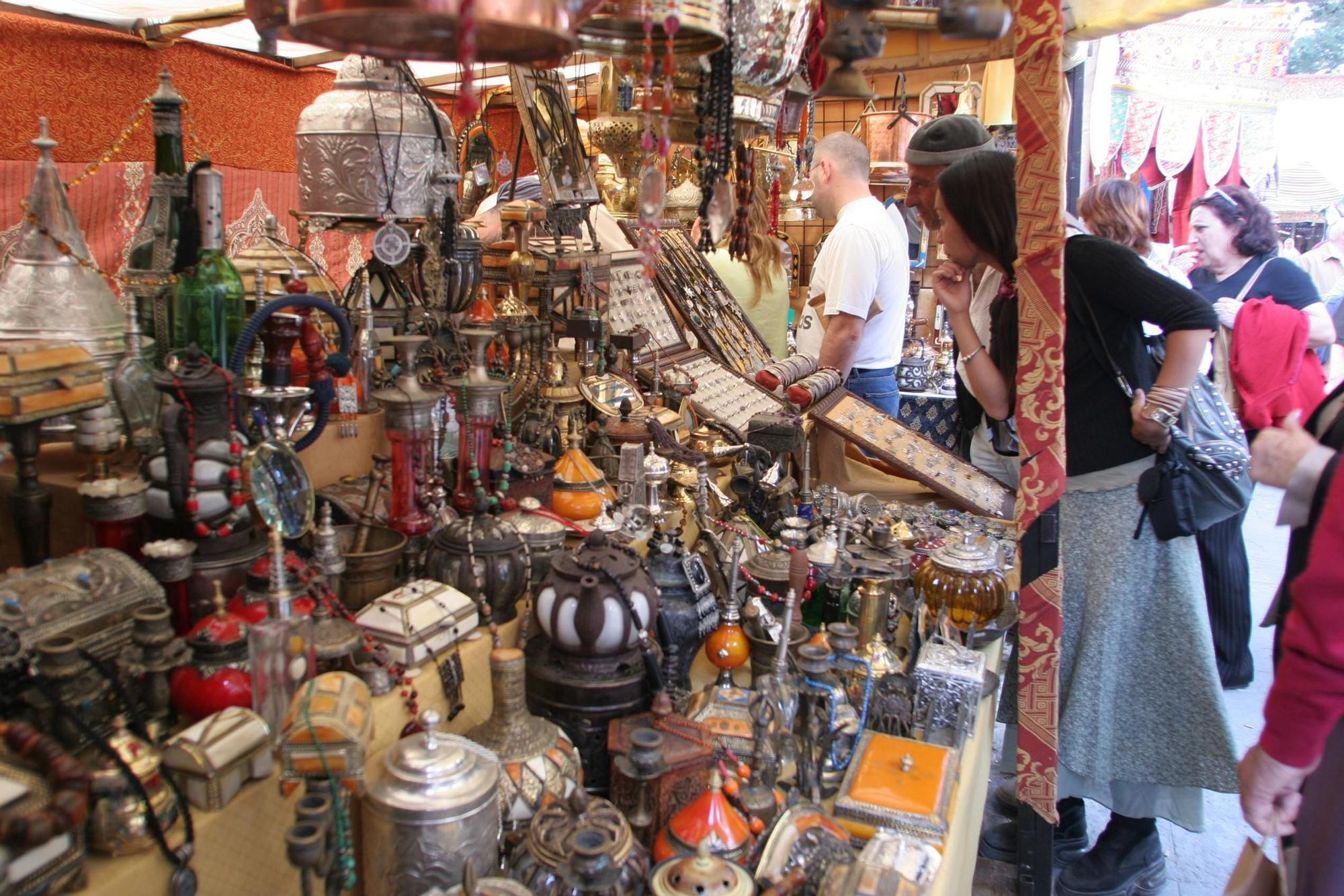 Edición de 2005 de la Feria Medieval en Ibiza.