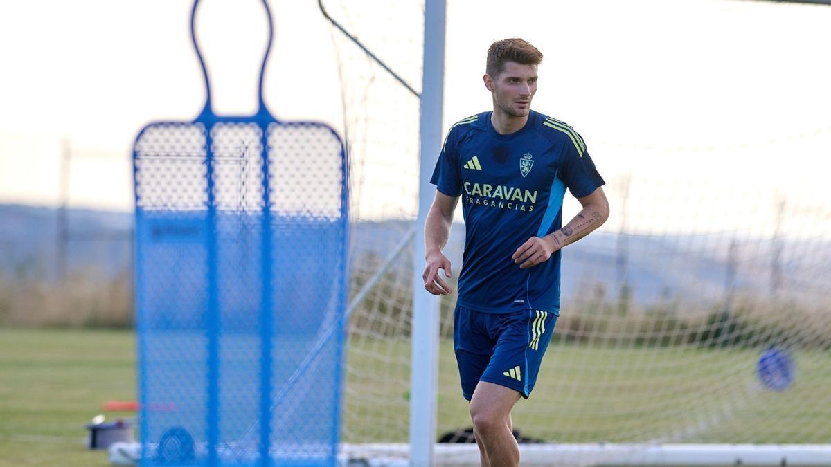 Kosa, durante un entrenamiento con el Real Zaragoza