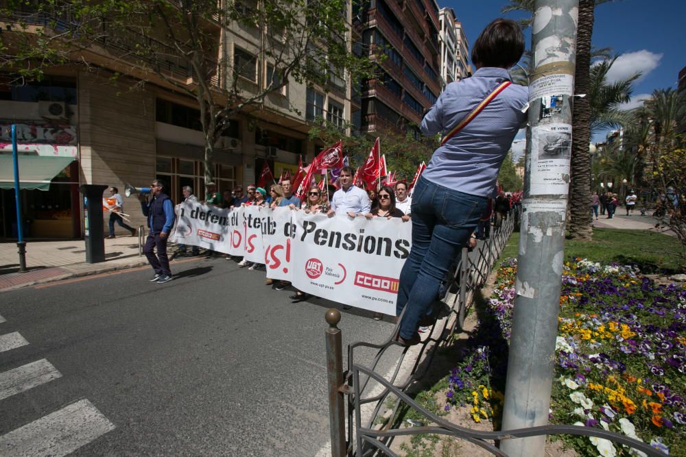 Los sindicatos convocan una manifestación para pedir empleos decentes y un equilibrio presupuestario para las jubilaciones