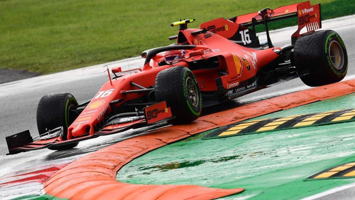 Leclerc lideró una sesión bajo la lluvia en Monza