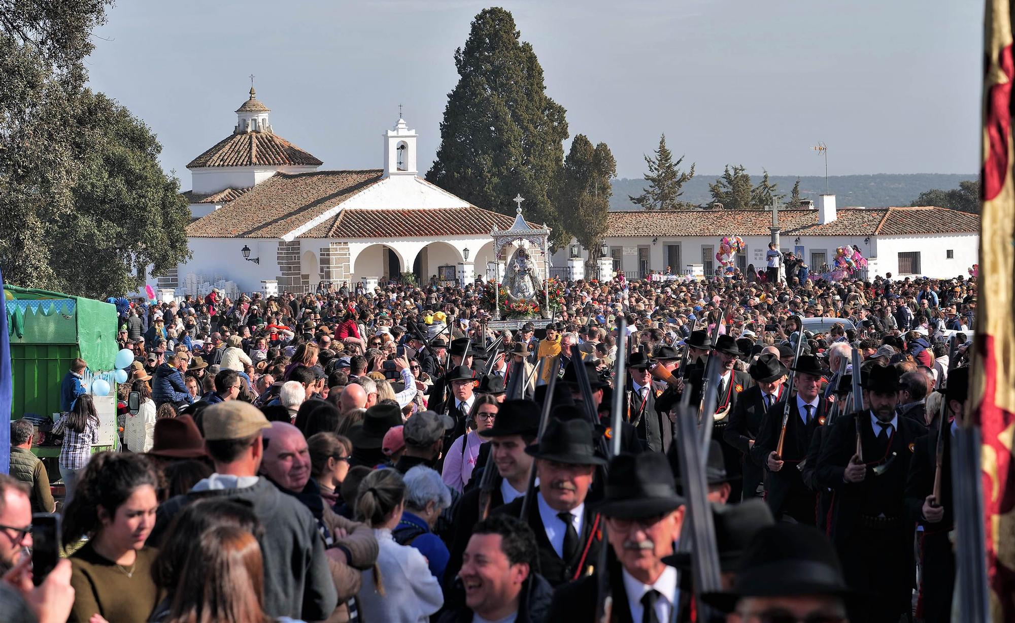 Pozoblanco vive la romería de traida de la Virgen de Luna