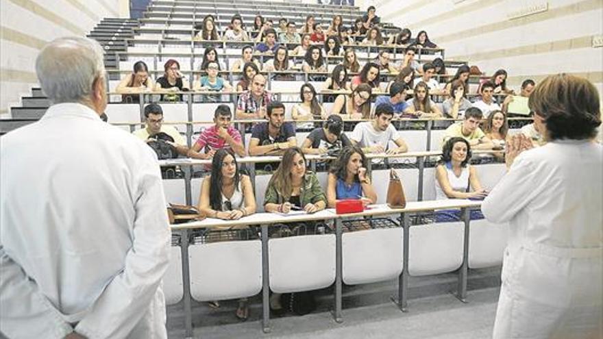 La UCO impulsa el bilingüismo en sus aulas y la enseñanza virtual