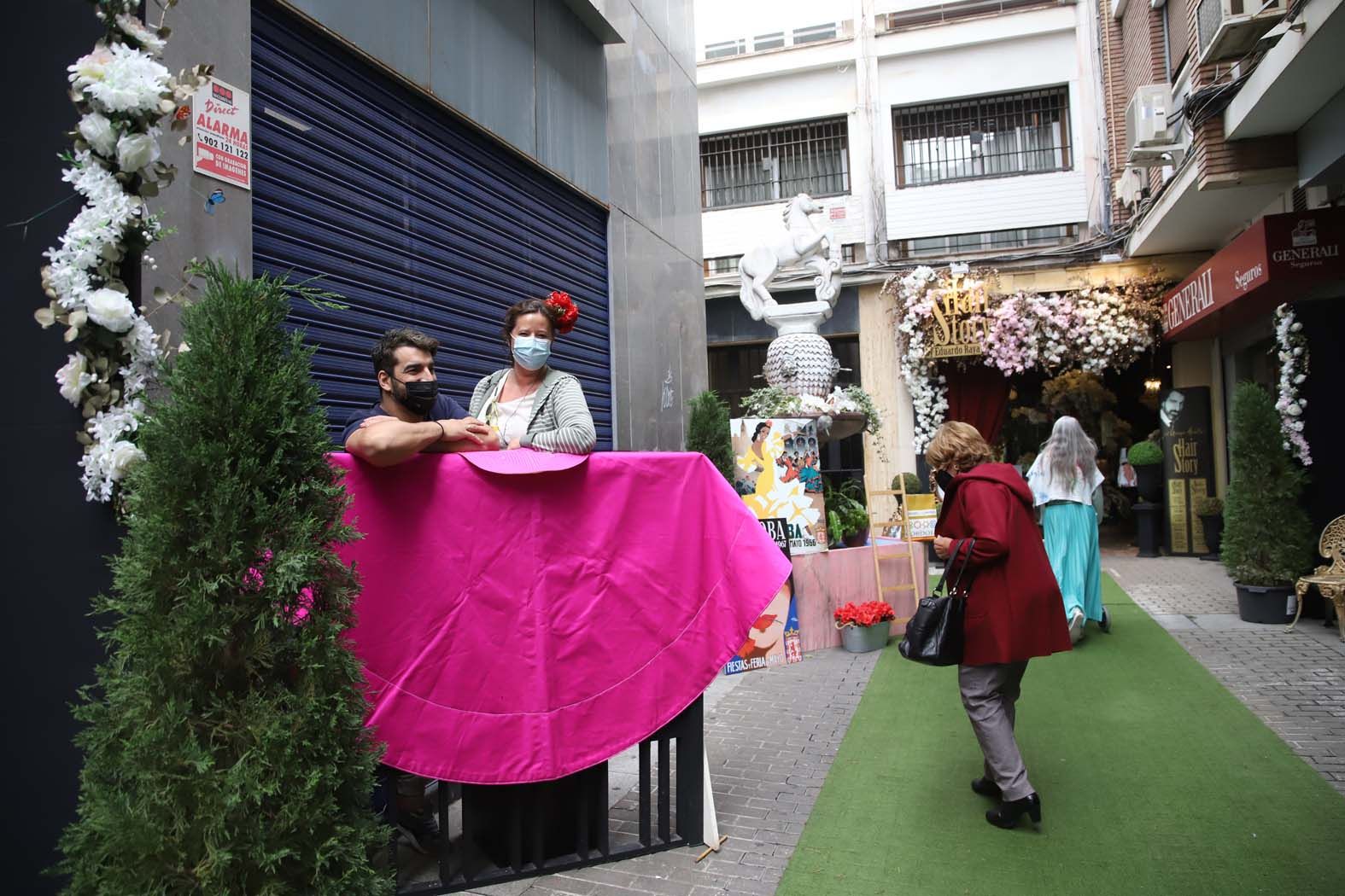 Primer concurso de cruces de mayo para escaparates