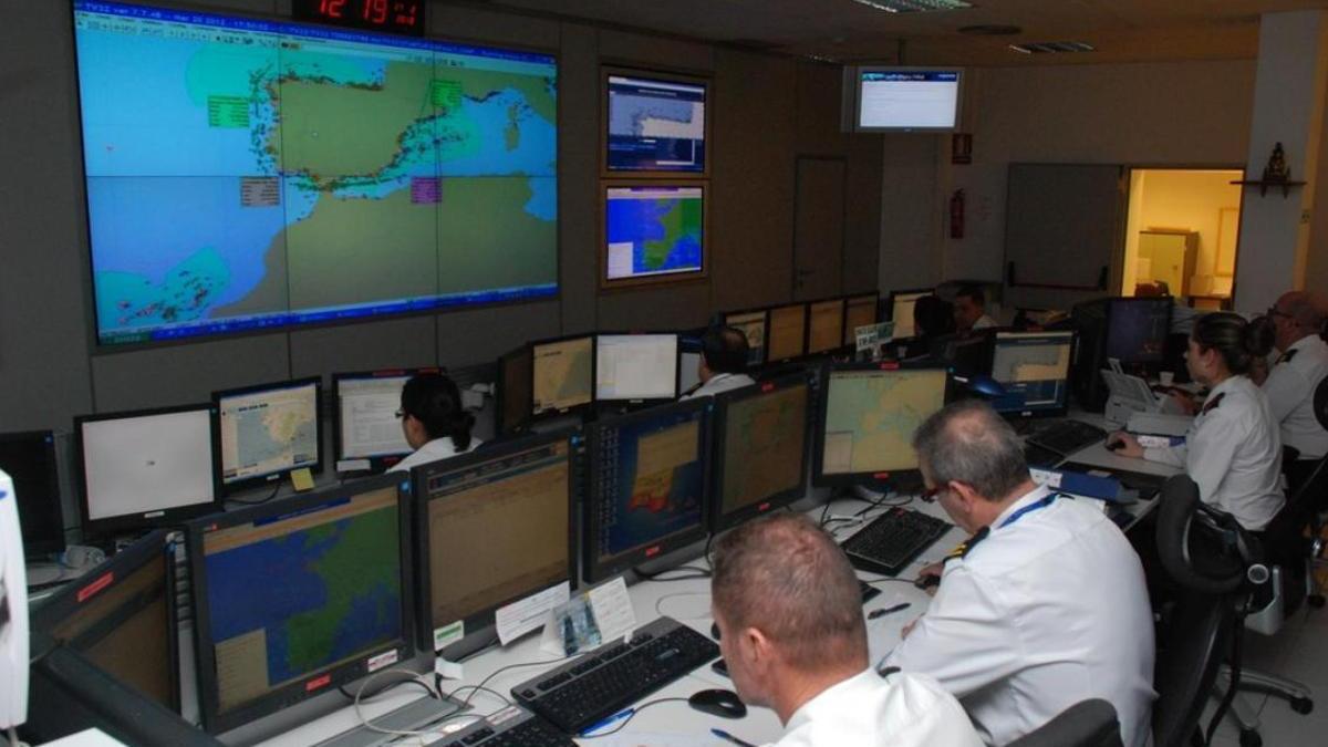 Centro de vigilancia del Covam de la Armada en Cartagena.