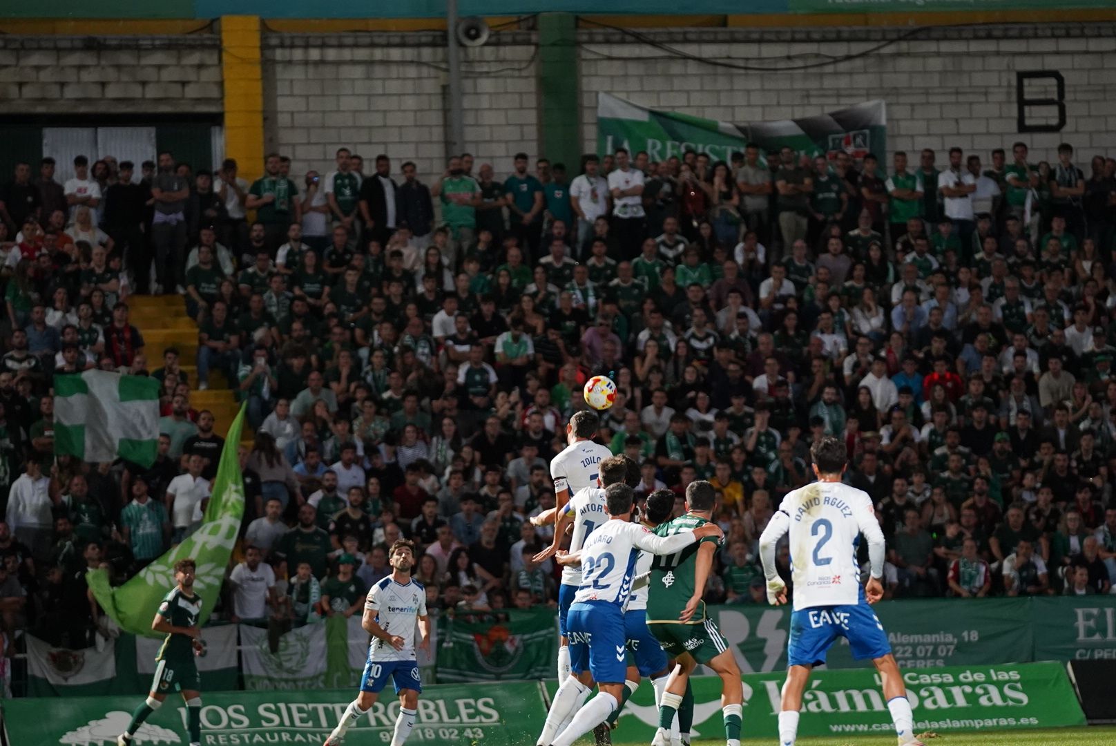 Las imágenes del Cacereño-Tenerife