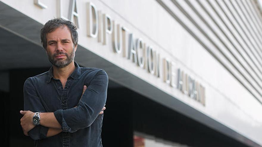 Desde 2015 Josep Vicent es Director Artístico y Musical del ADDA y de su orquesta estable.