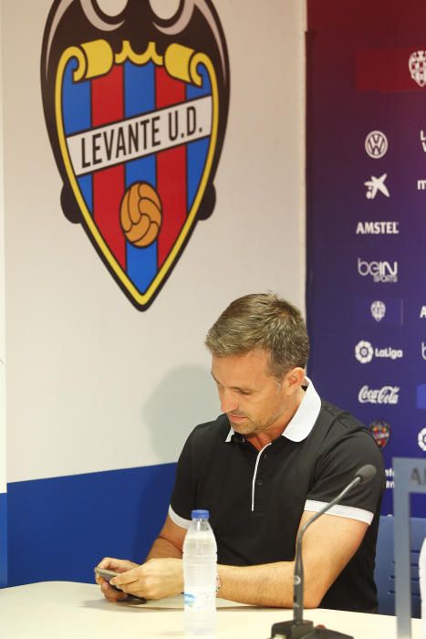 Bardhi, nuevo jugador del Levante UD