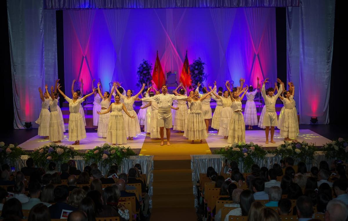 Un momento del espectáculo de la exaltación