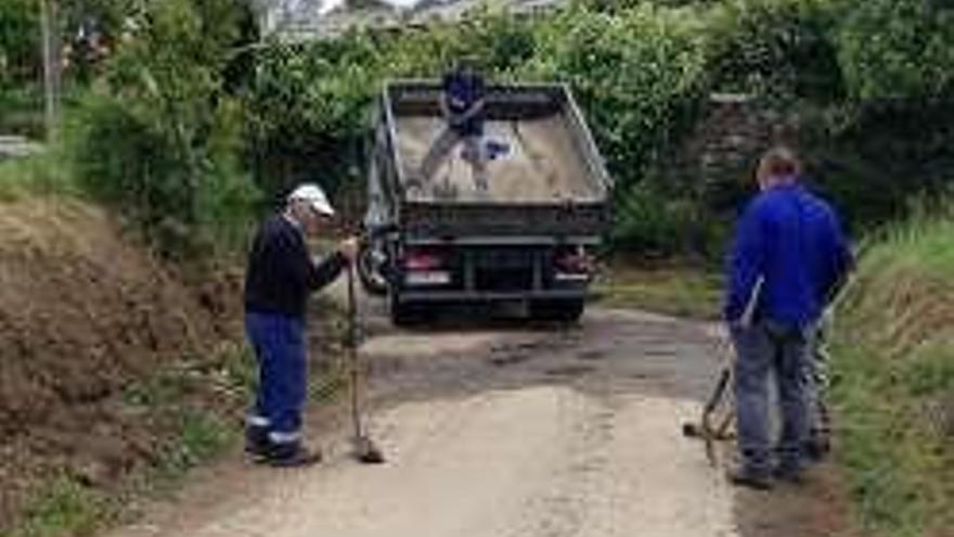 Trabajos en el vial.