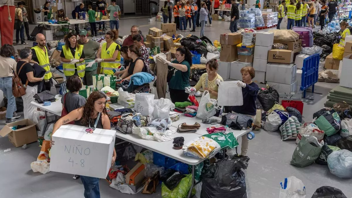 TM Grupo Inmobiliario se solidariza con los afectados y manda cinco camiones con 275 colchones