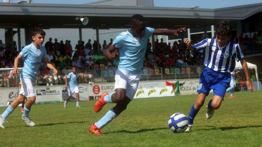 El Celta muestra su futuro en A Senra