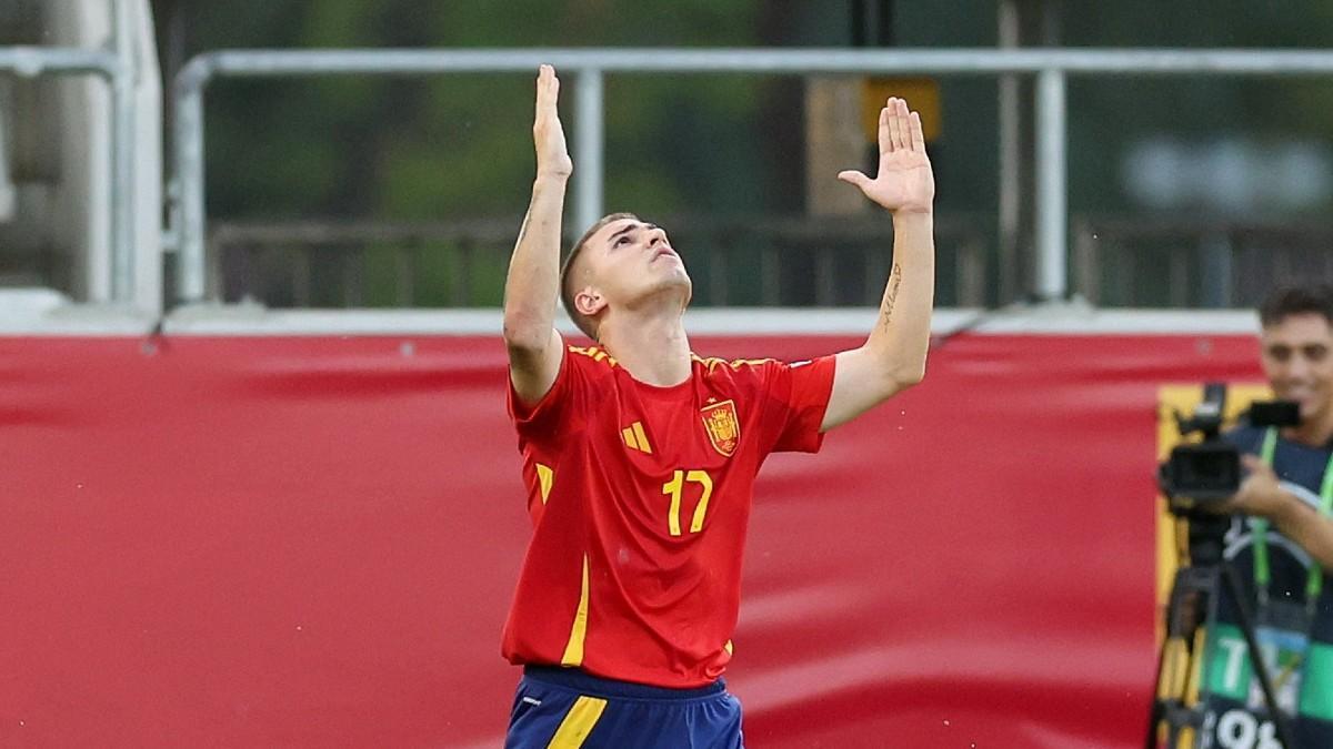 Marlijn weerdenburg topless Fans of the actress noted that