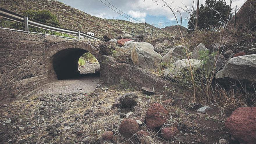 Puente que se localiza en la zona de El Regente.