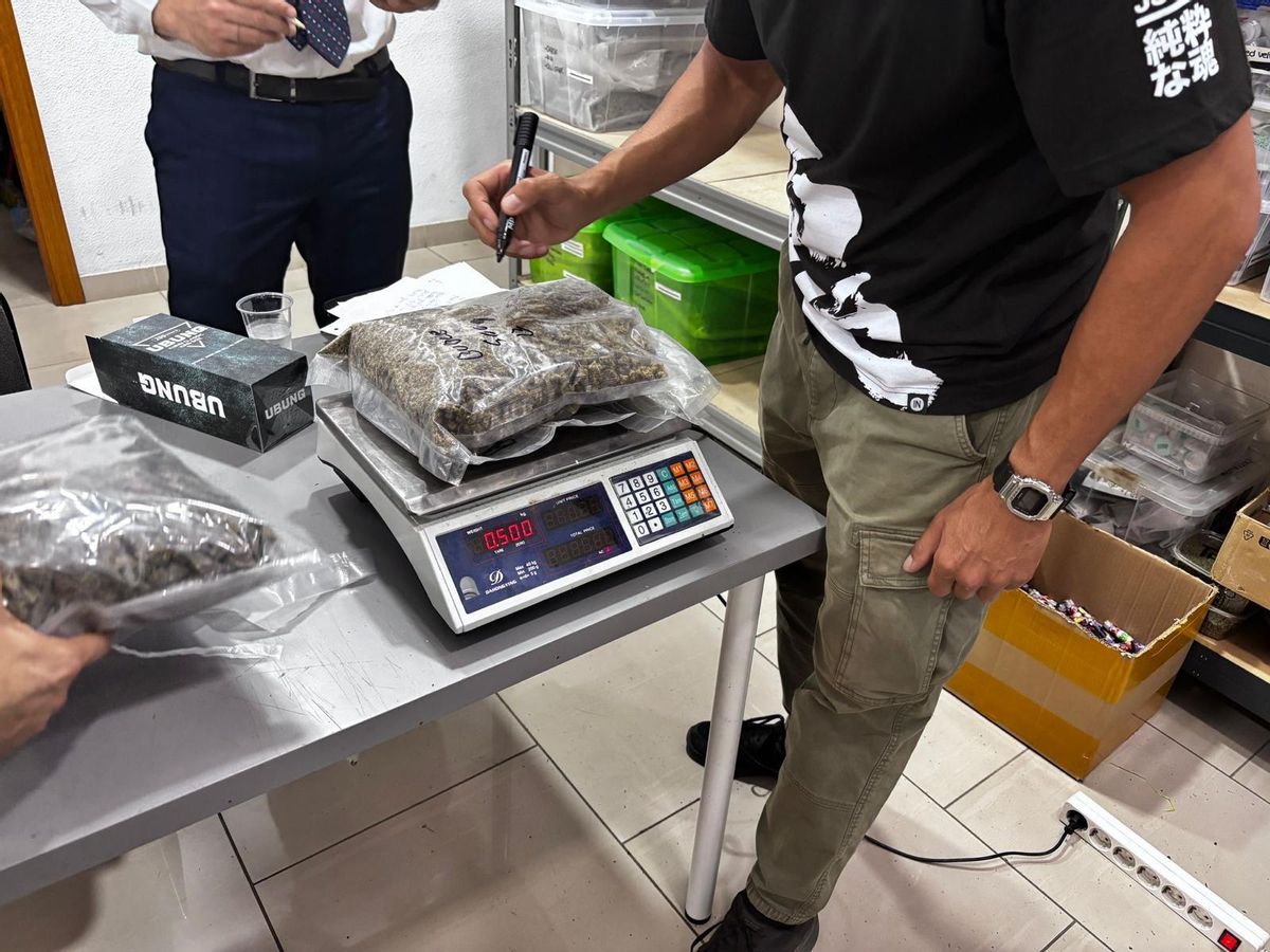 Droga analizada durante la operación