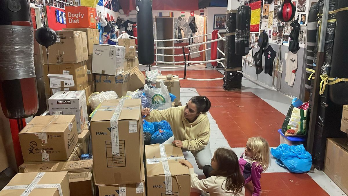 Alba Fernández, mujer de Jonathan Valero, marca una de las cajas