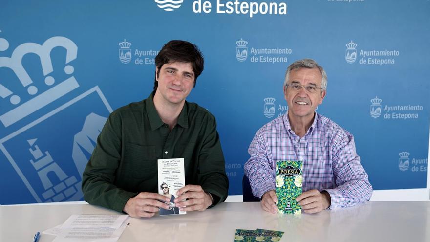 El alcalde, José María García Urbano, y el responsable del evento, Alejandro Simón Partal, han presentado los actos previstos en esta actividad que se celebra con motivo del fallo del V Premio Internacional de Poesía 'Ciudad de Estepona'.