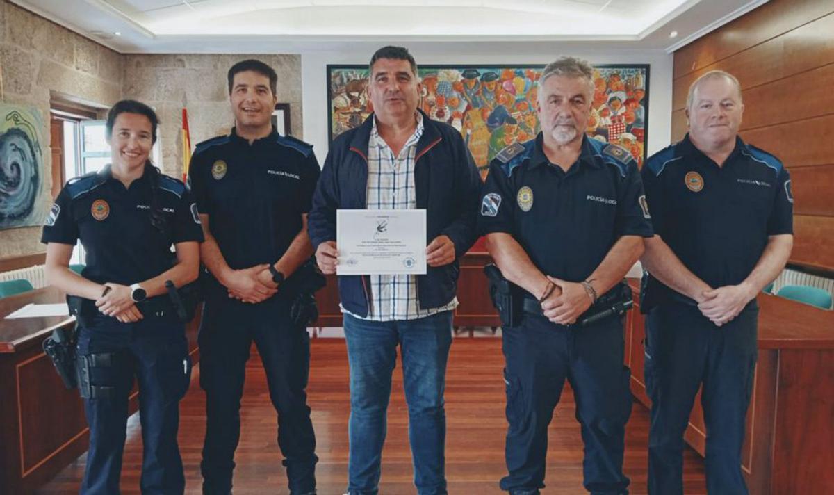 Agentes de la Policía Local de O Carballiño.  | // FDV