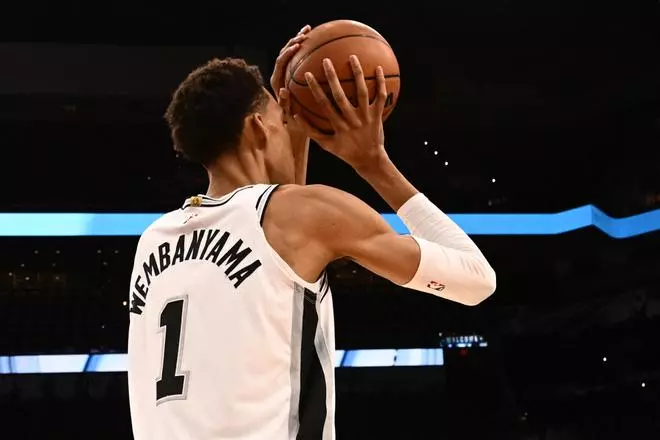 ¡Por fin llegó el día! Wembanyama se viste de corto con los Spurs