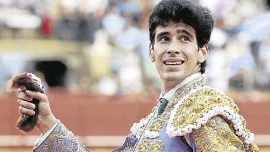 Unica oreja para López Simón
