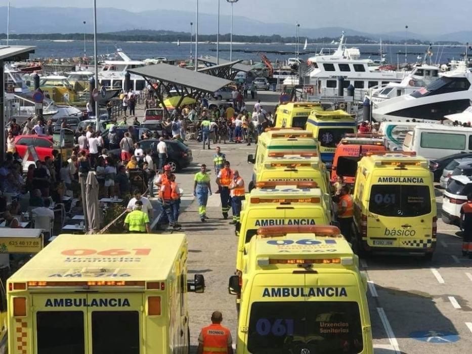 Incendio de un catamarán en Arousa