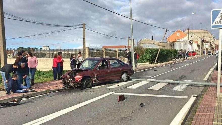 El vehículo accidentado. // Santos Álvarez