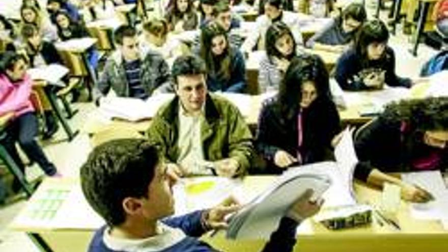 Alumnos de Educación se familiarizan con el braille