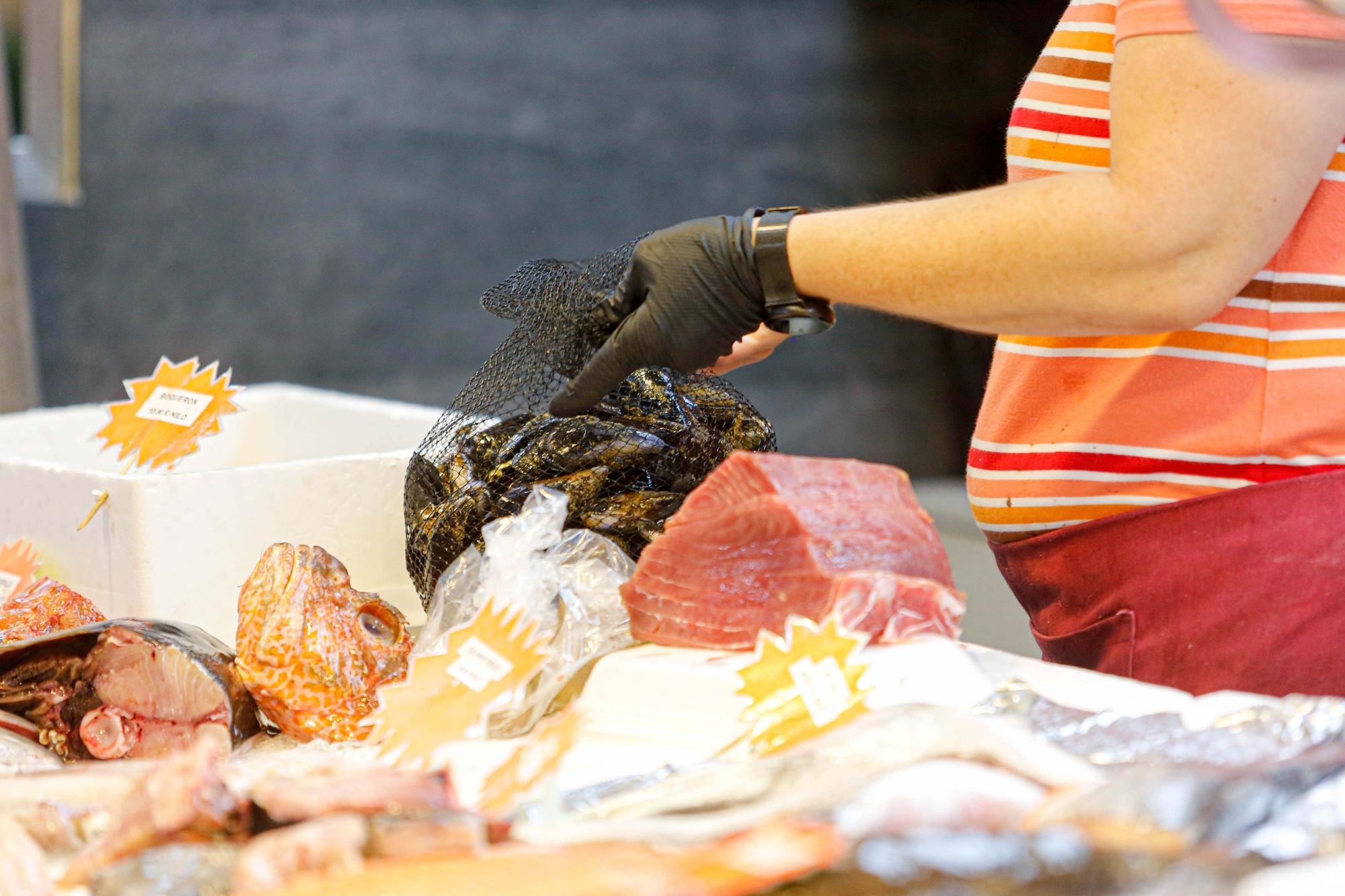 Mercat Nou: días de langosta y caviar