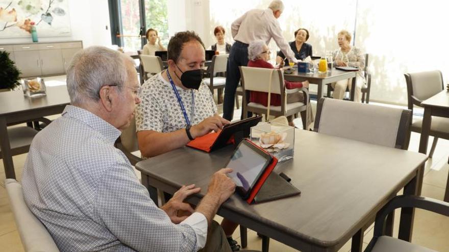 Orlando Rodríguez y Joseph Pascual en plena clase.   | // ALBA VILLAR