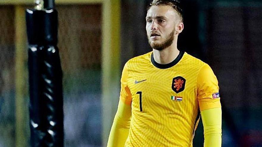 Cillessen se cae de la selección