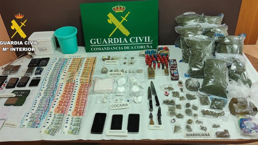 Ocho detenidos en Boiro en un operativo antidroga en el que se incautó cocaína, hachís y marihuana