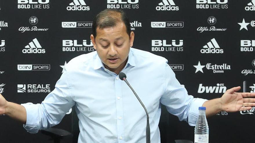El presidente revela las claves de los fichajes del Valencia CF