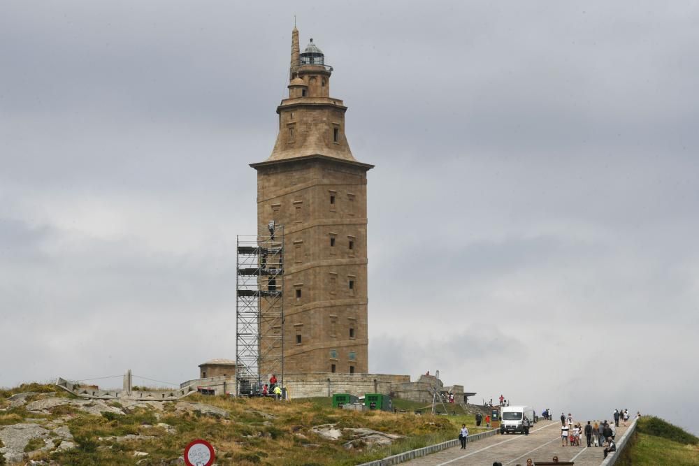 Se conmemoran los diez años de la declaración de la Torre de Hércules como Patrimonio Universal.