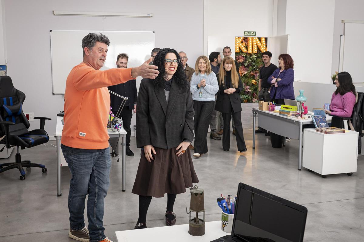 Un escenario de los rodajes de 'Coworkinaos', la nueva serie de la TVG y la TPA.