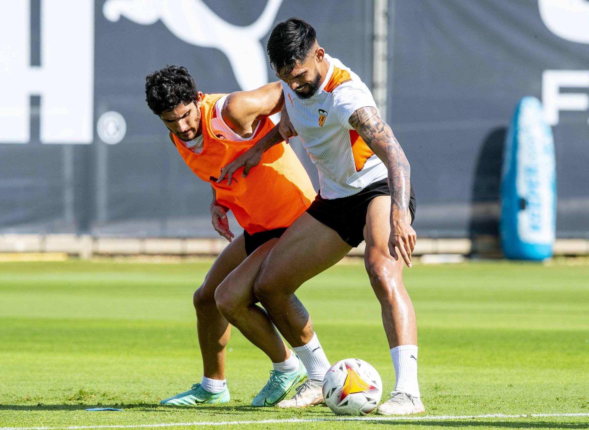 Visita a Basílica y entrene sin Wass, así ha sido la jornada de hoy para el Valencia CF