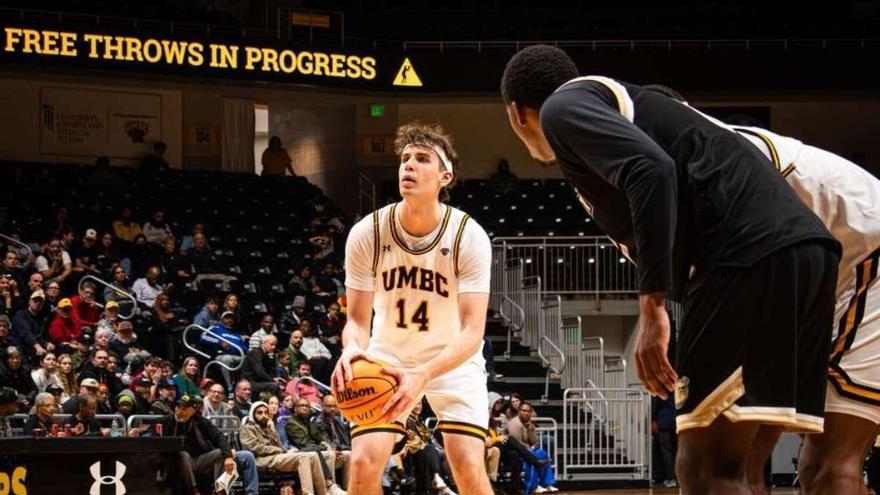 Tanchyn da otro salto en la NCAA: el pívot lucentino jugará en 'Los Toreros' de San Diego y felicita al Coto y al Lucena por su temporada