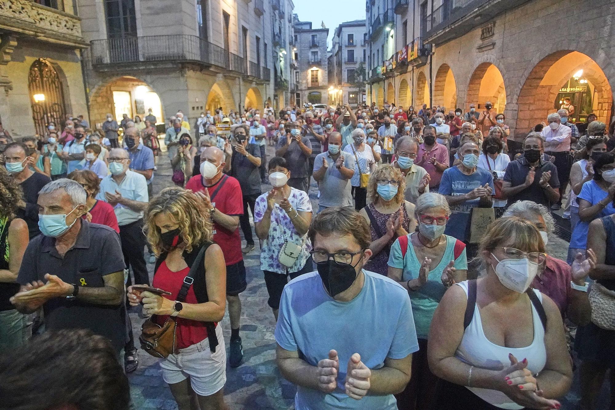 Carme Forcadell, a la plaça del Vi